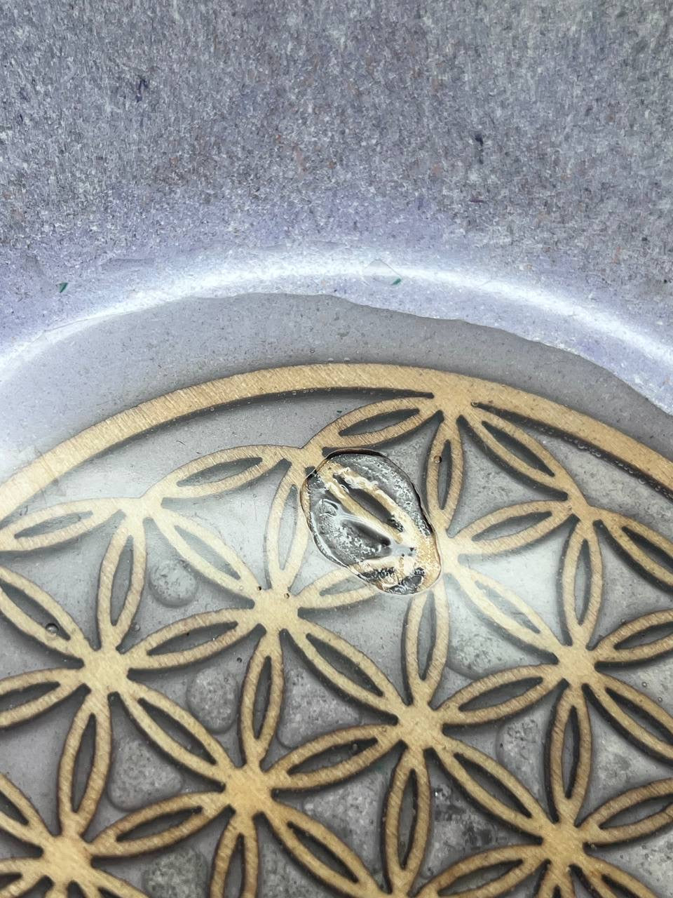 Orgonite mit liebevollen Macken