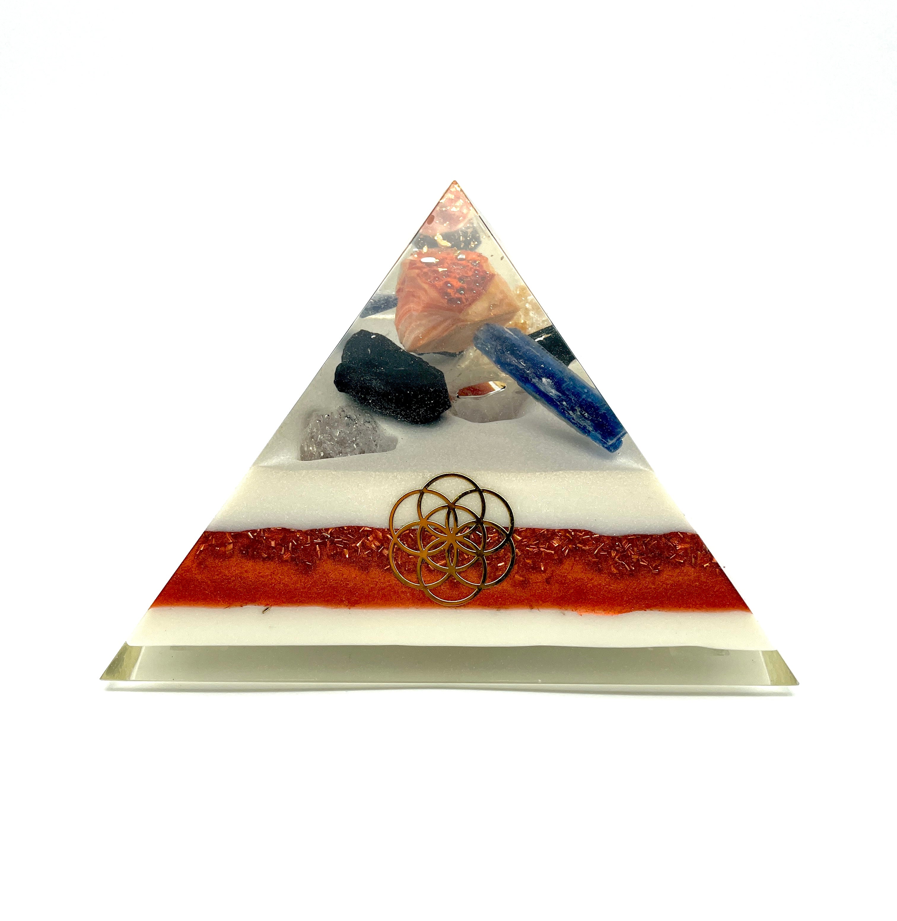 Orgonpyramide mit Karneol