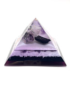 Orgonpyramide „Schutzwanderer“
