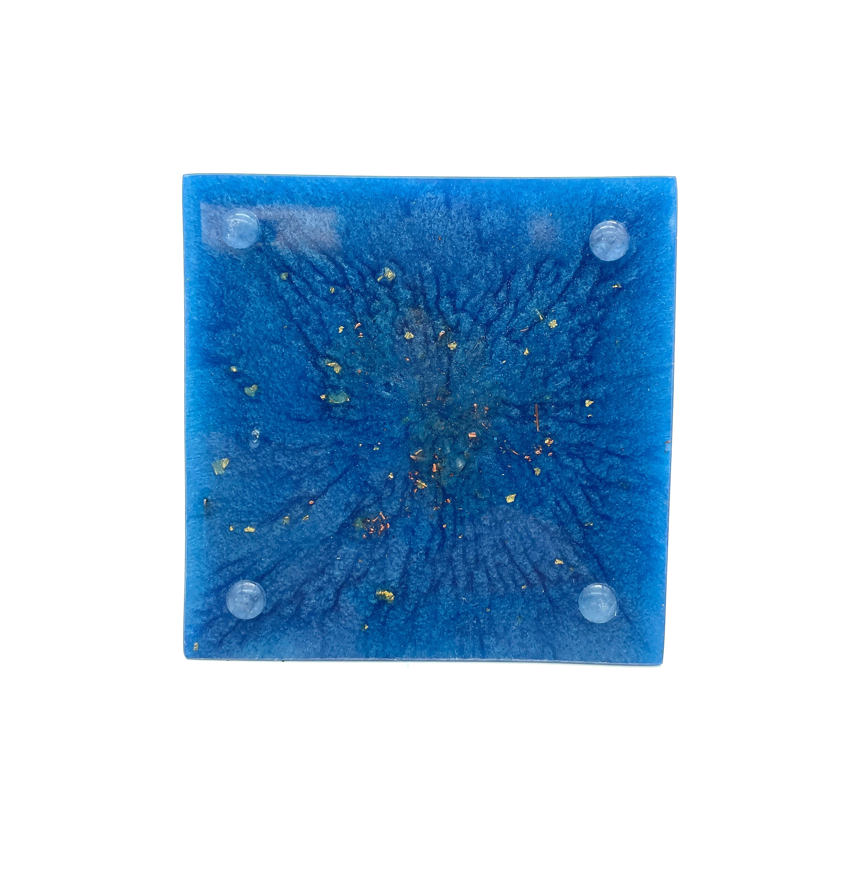 Orgonpyramide "Schwarzwaldspitze" -Fluorit / Amthyst / Bergkristall-