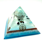 Orgonpyramide mit Karibik-Calcit Kugel und Obelsik