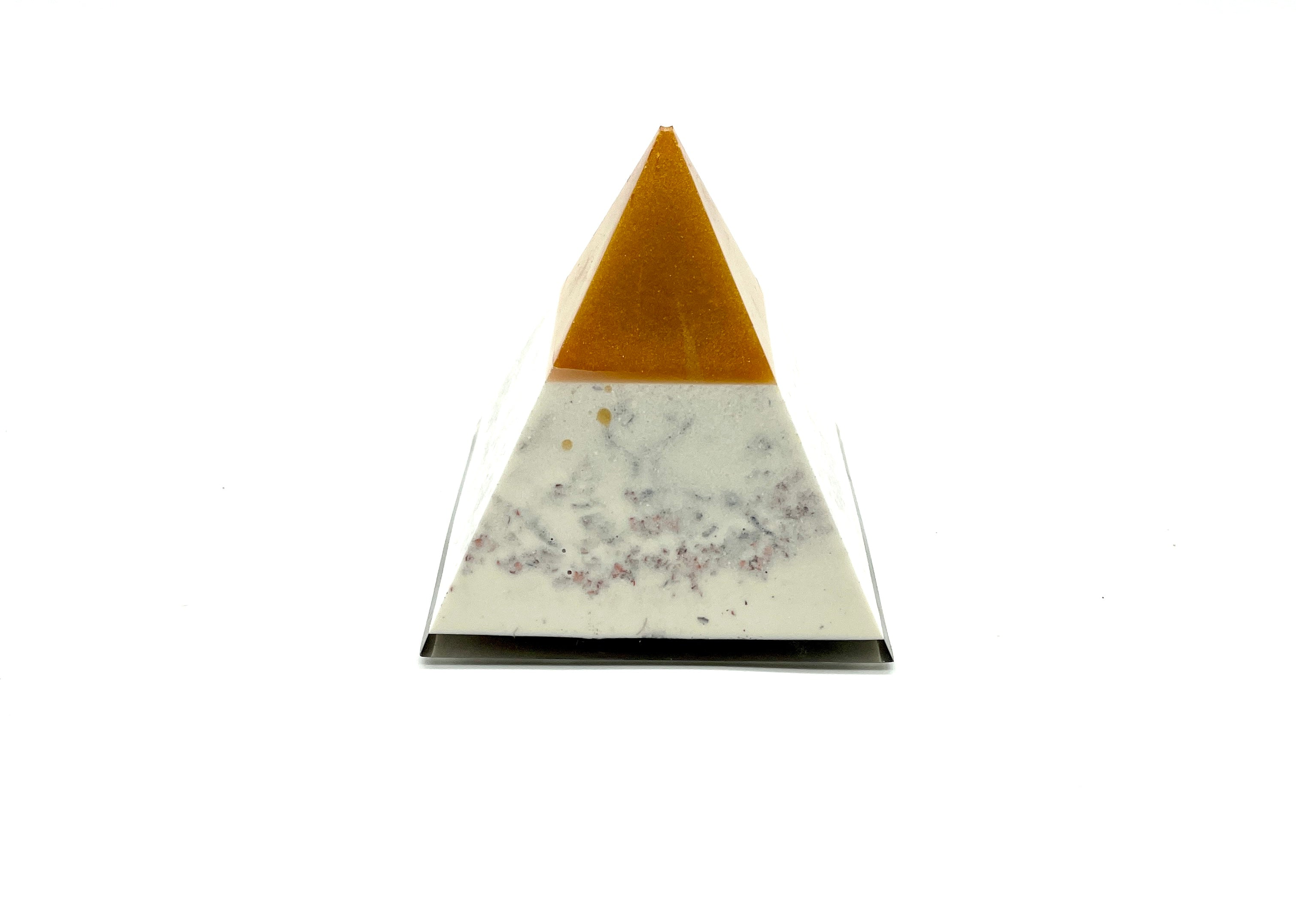 Orgonpyramide "Salz-Schwarzwaldspitze"