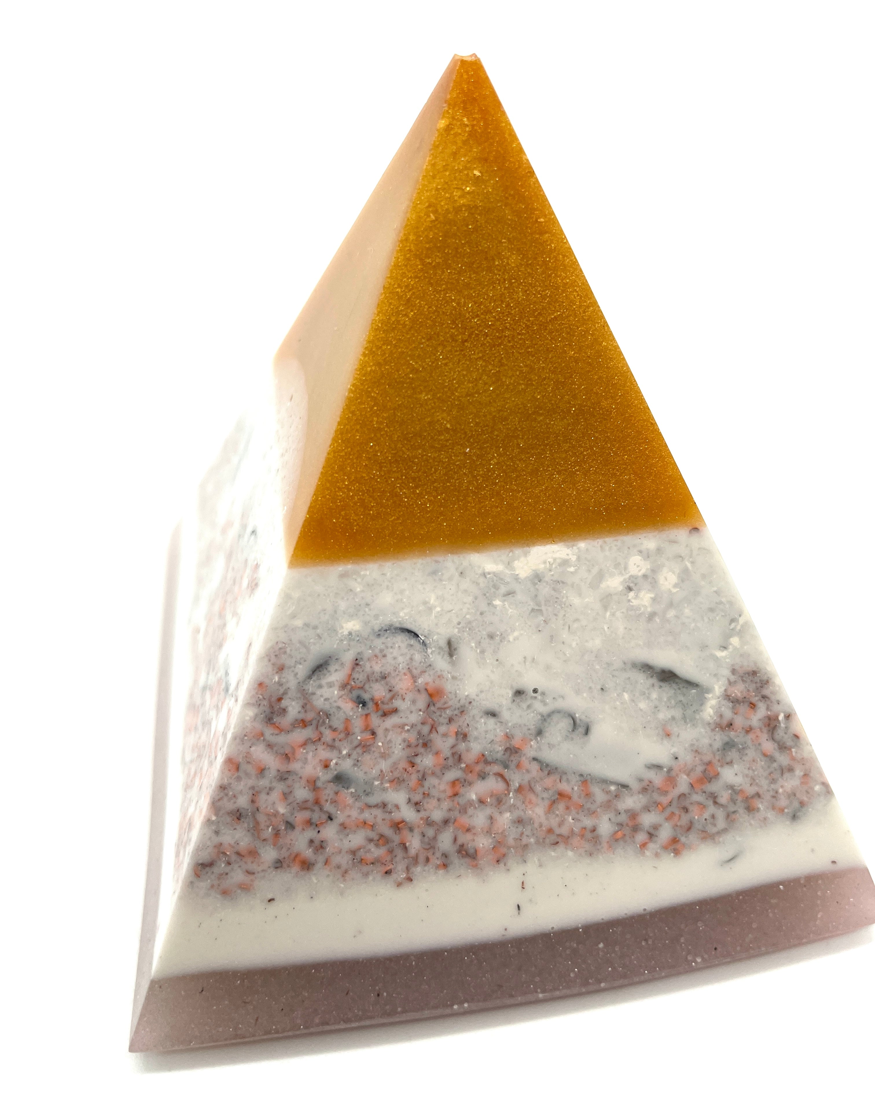 Orgonpyramide "Schwarzwaldspitze" -Salz / Kupfer-