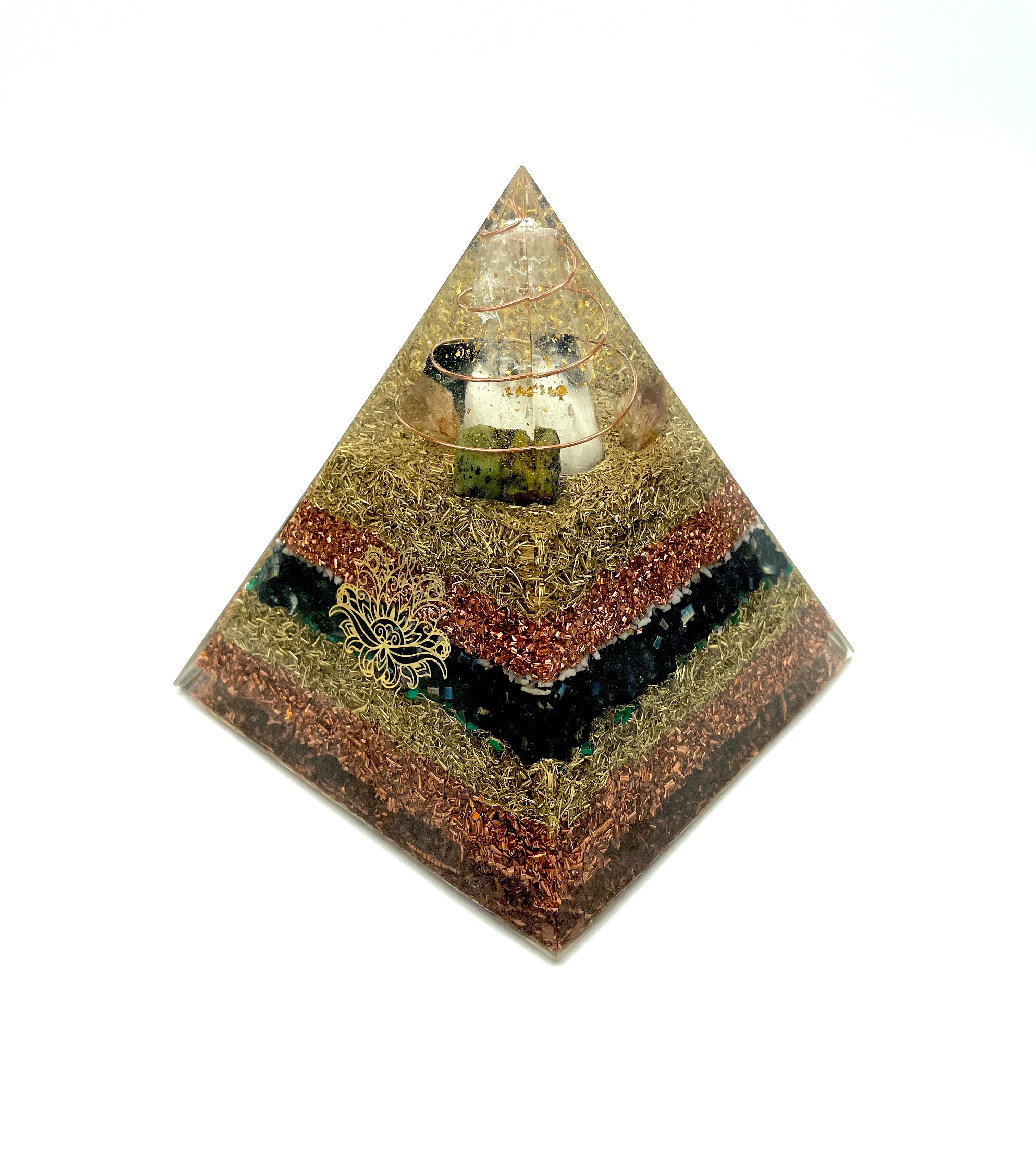 Orgonpyramide -Natur- mit großer Bergkristallspitze