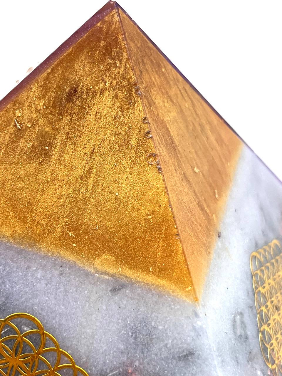 Orgon -Salz -Pyramide  / Einzelstück ... mit 2 kleinen liebevollen Macken (Kopie)