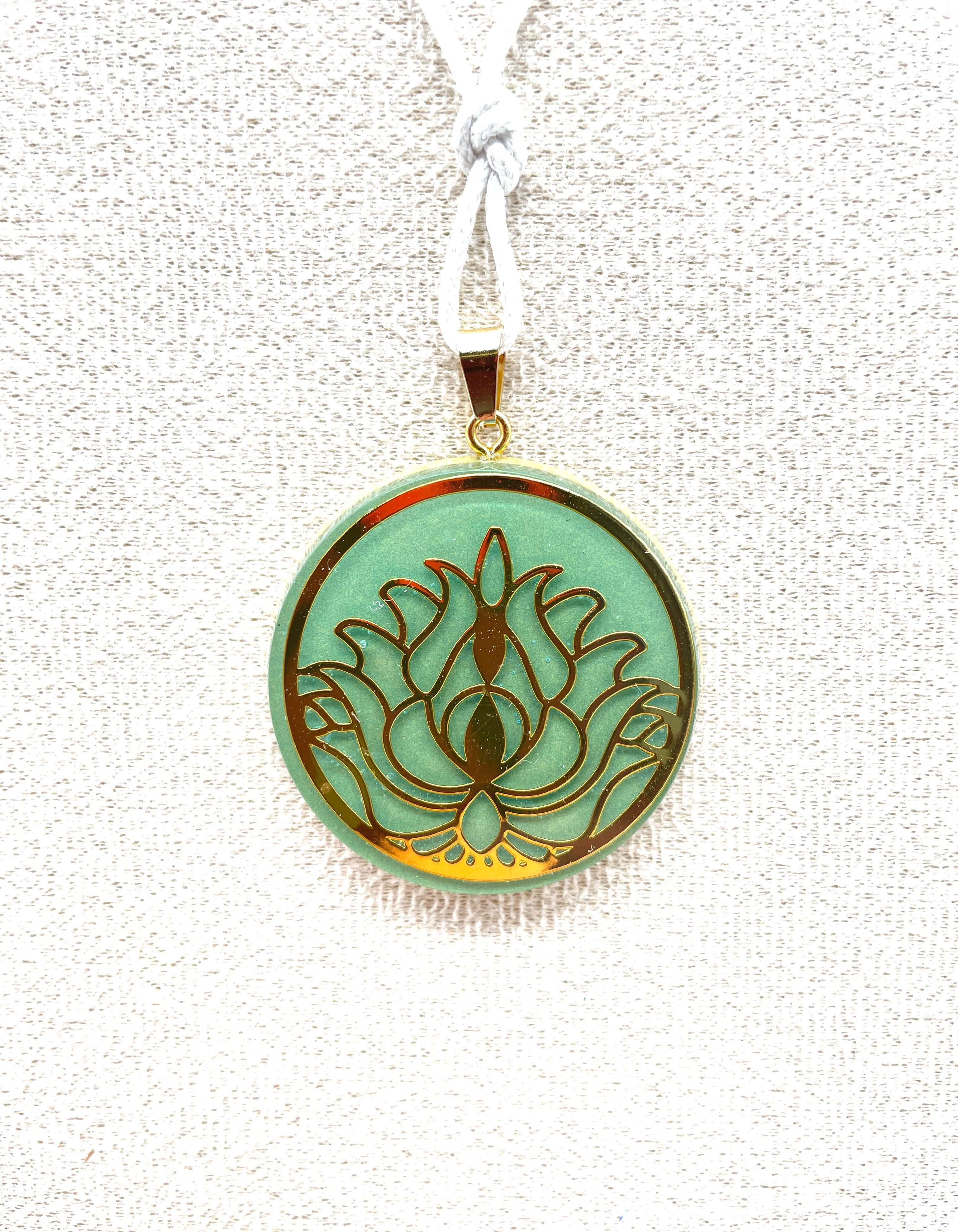 Orgon Amulett mit "Lotusblüte" 4cm