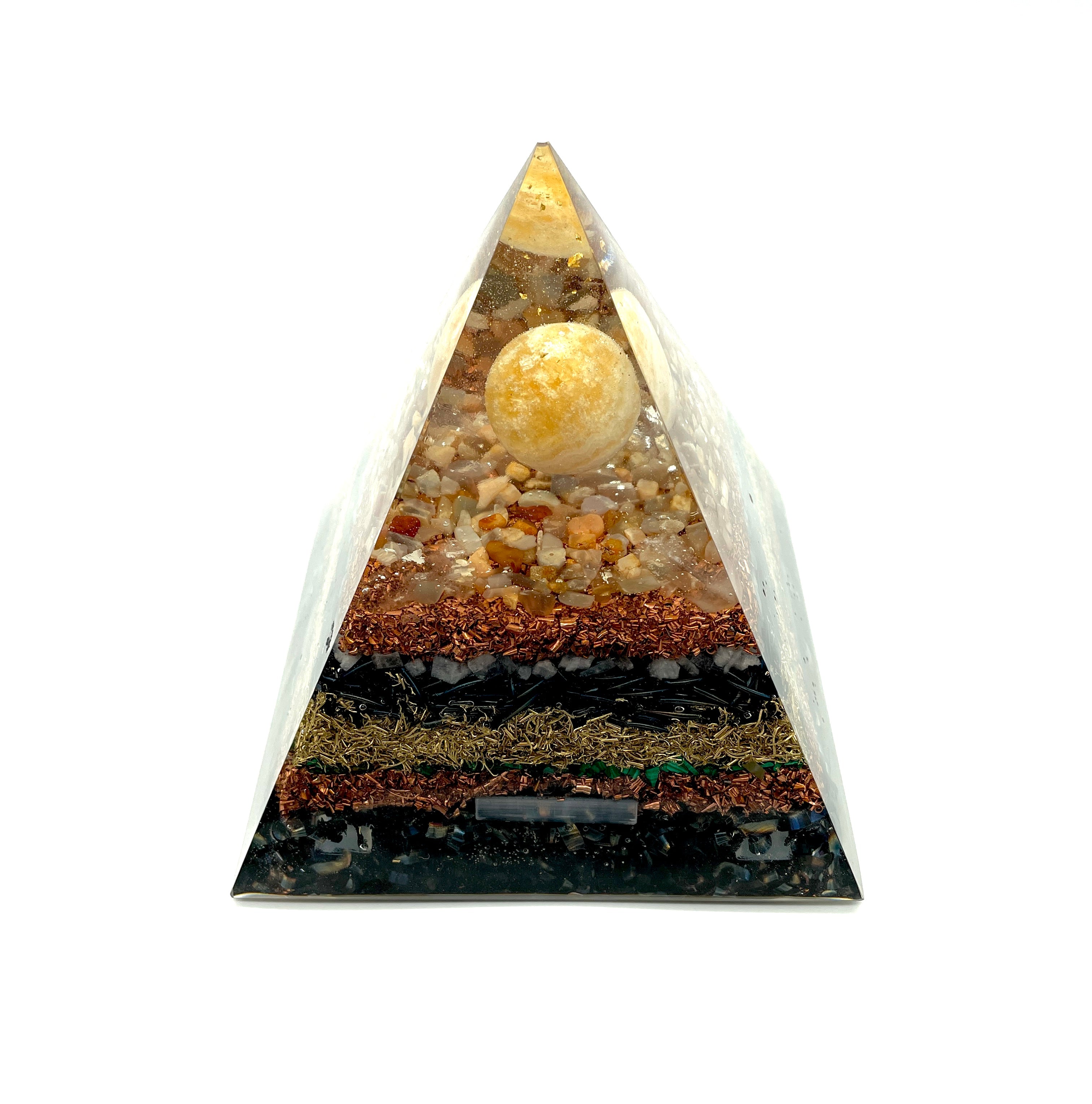 Orgonpyramide -Natur- mit Orangen-Calcit Kugel