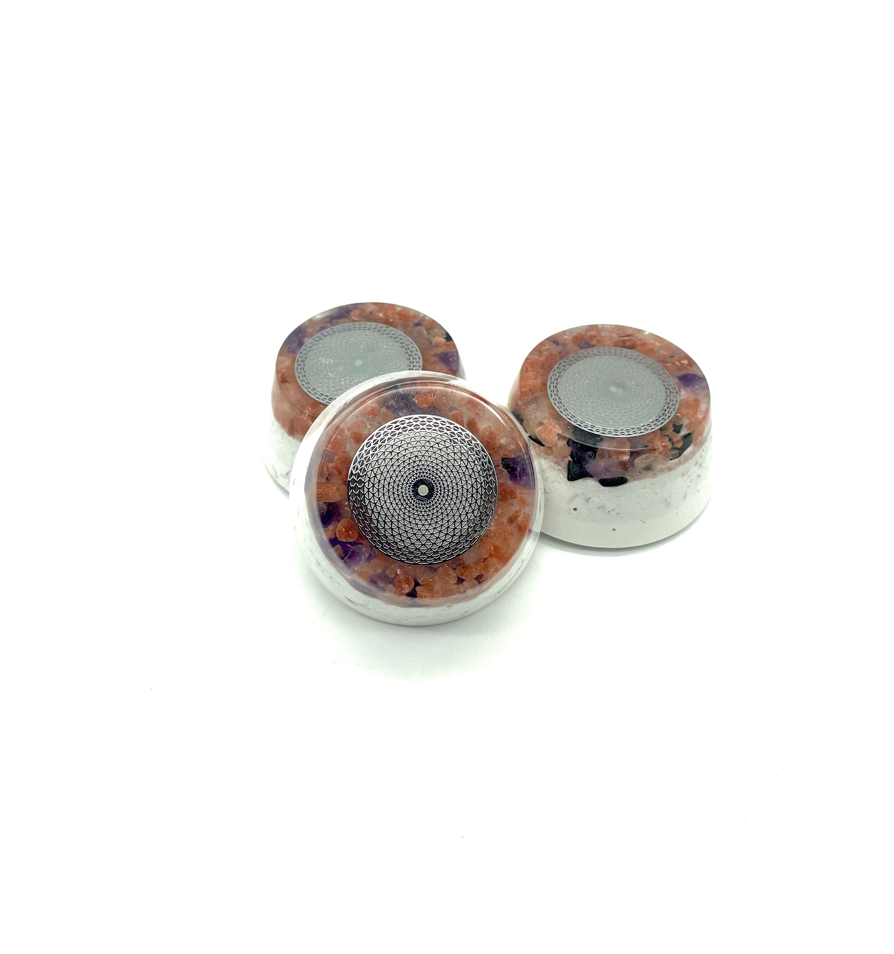 Orgonit „Der Salzstreuer“ mit Symbol „Torus in Silber" PLUS MAGNET