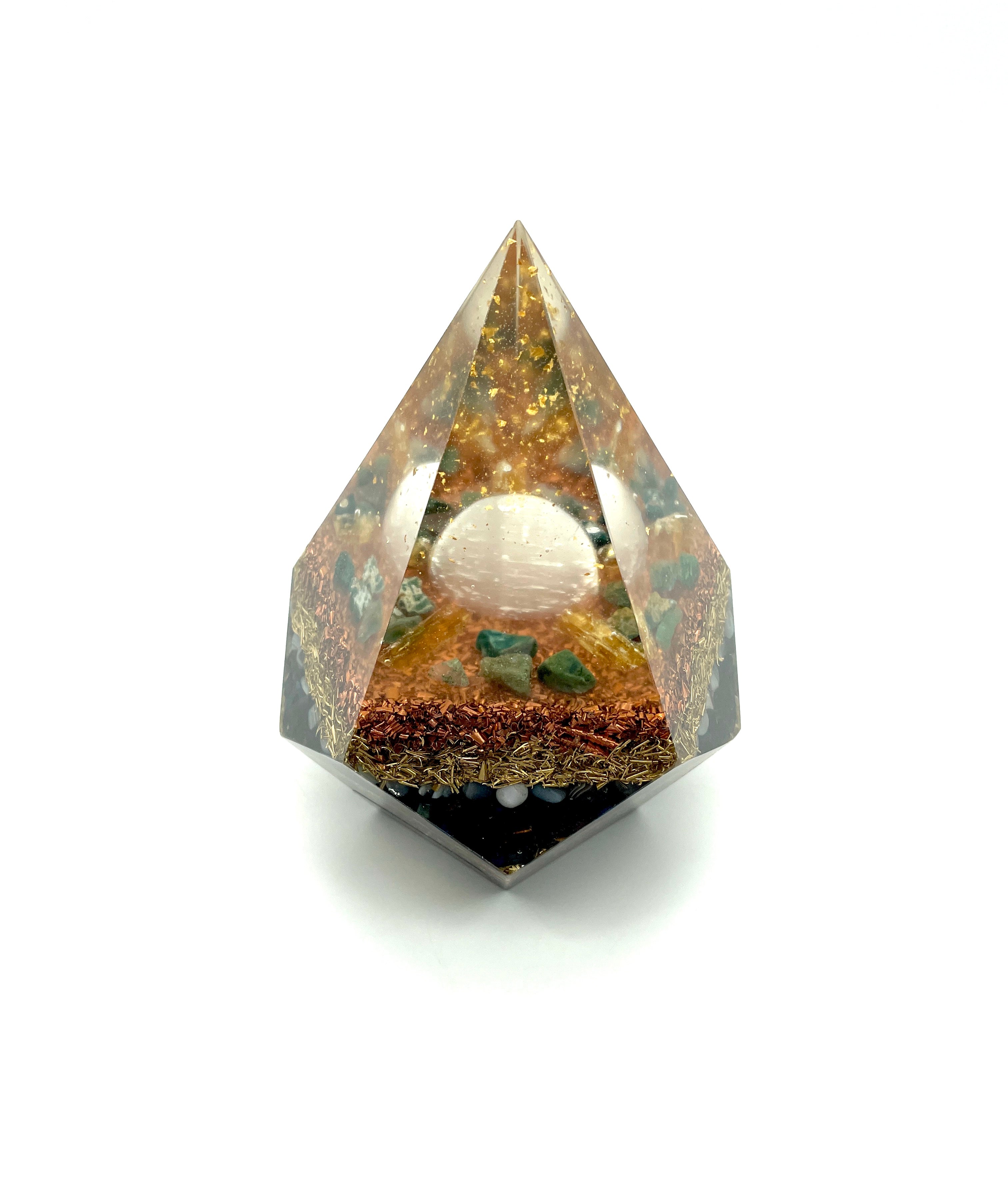 Orgonpyramide -5 Eck- mit Selenit Halbkugel