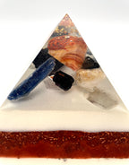 Orgonpyramide mit Karneol
