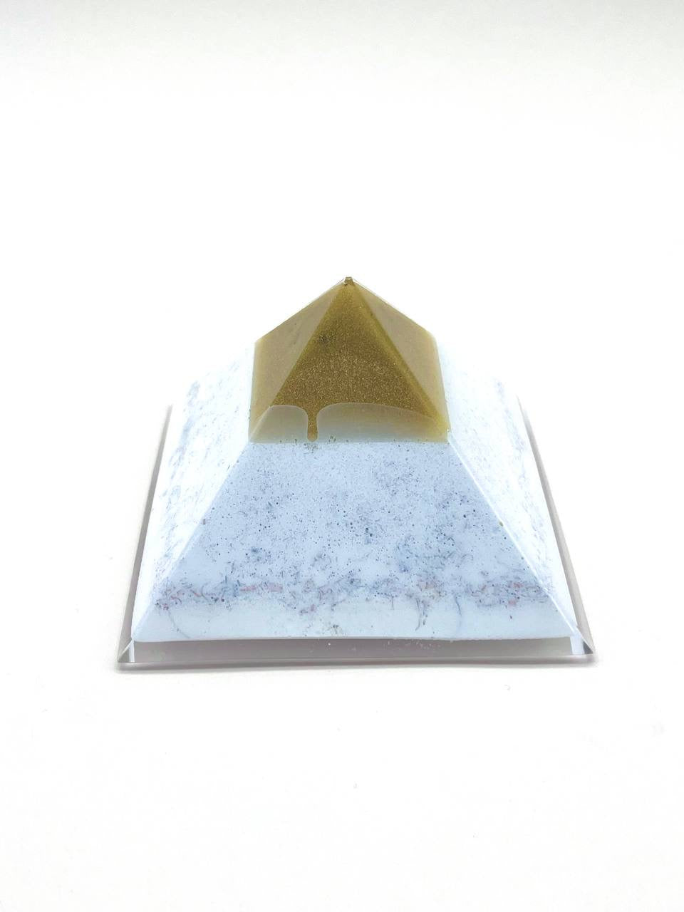 Liebevolle Macke_Orgon Salzpyramide -Mittlere Größe (10cm)