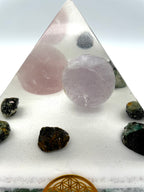 Rosenquarzkugel _ Amethystkugel Orgonitpyramide__20cm Seitenlänge