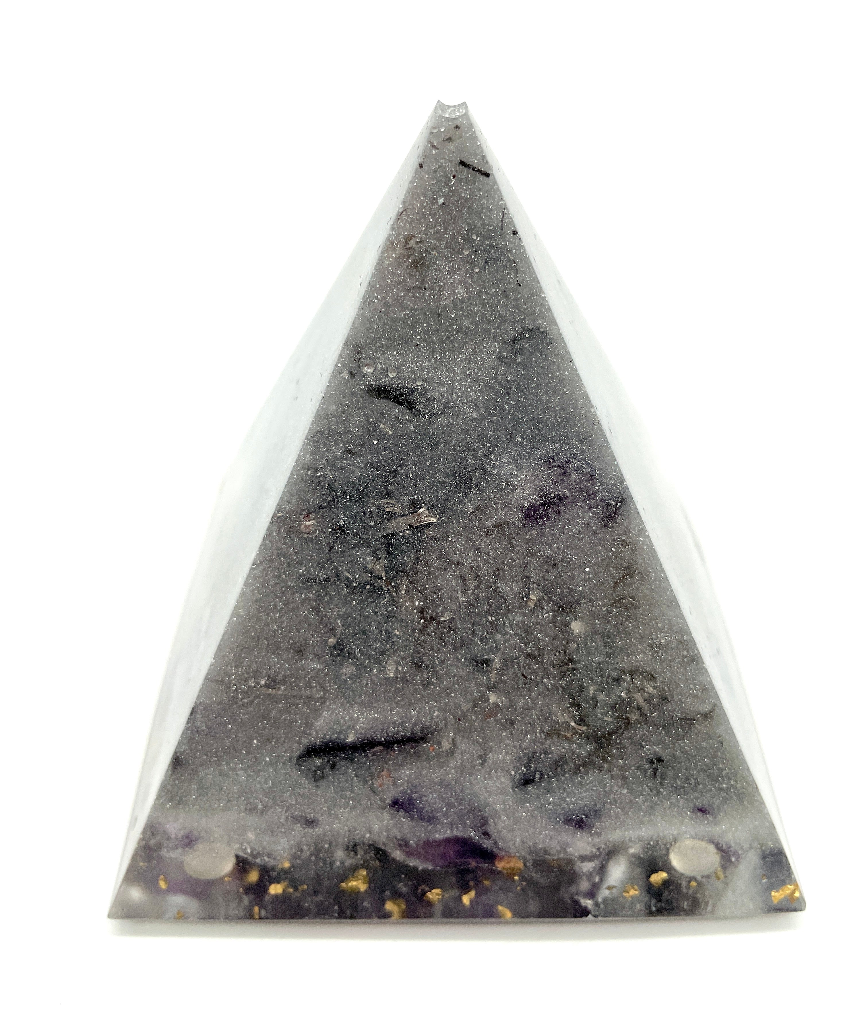 Orgonpyramide "Schwarzwaldspitze" - silbergrau -