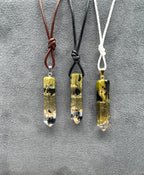 Orgon Anhänger „Obelisk“ - Shungit / Gold
