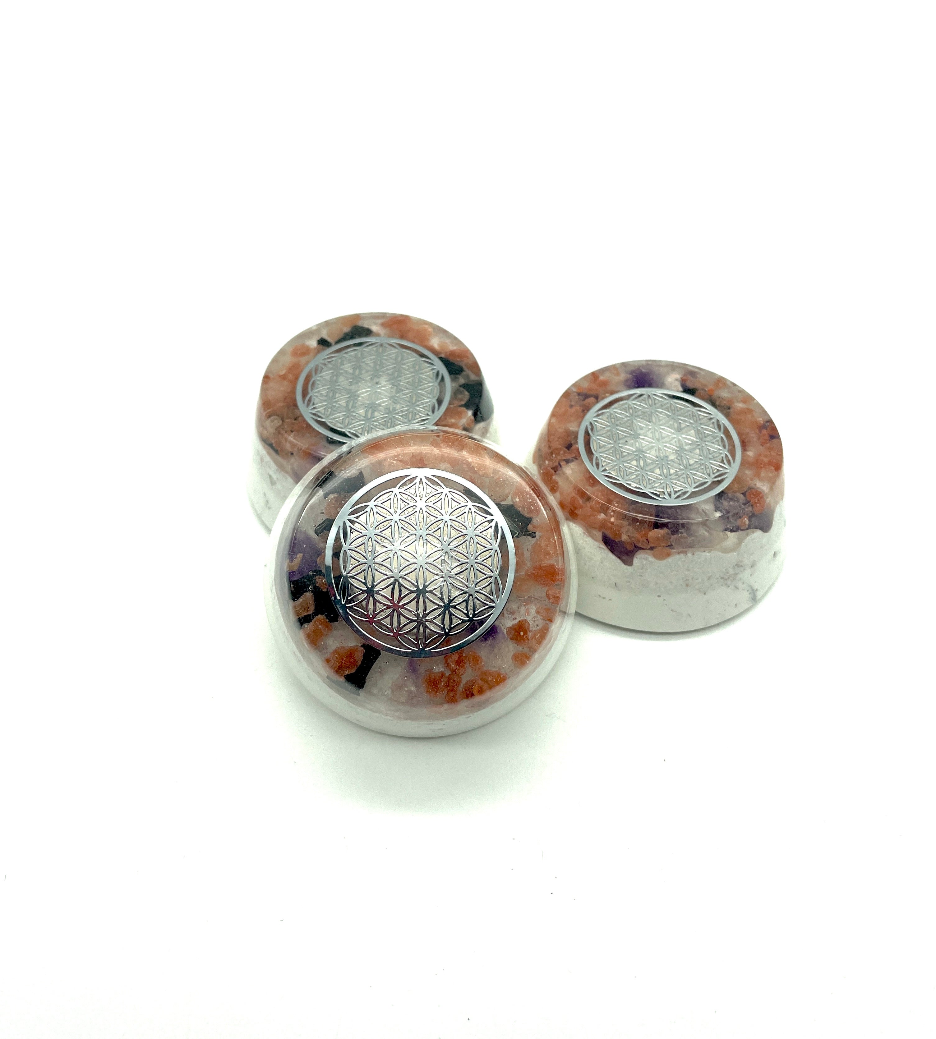 Orgonit „Der Salzstreuer“ mit Symbol „Blume des Lebens in Silber" PLUS MAGNET